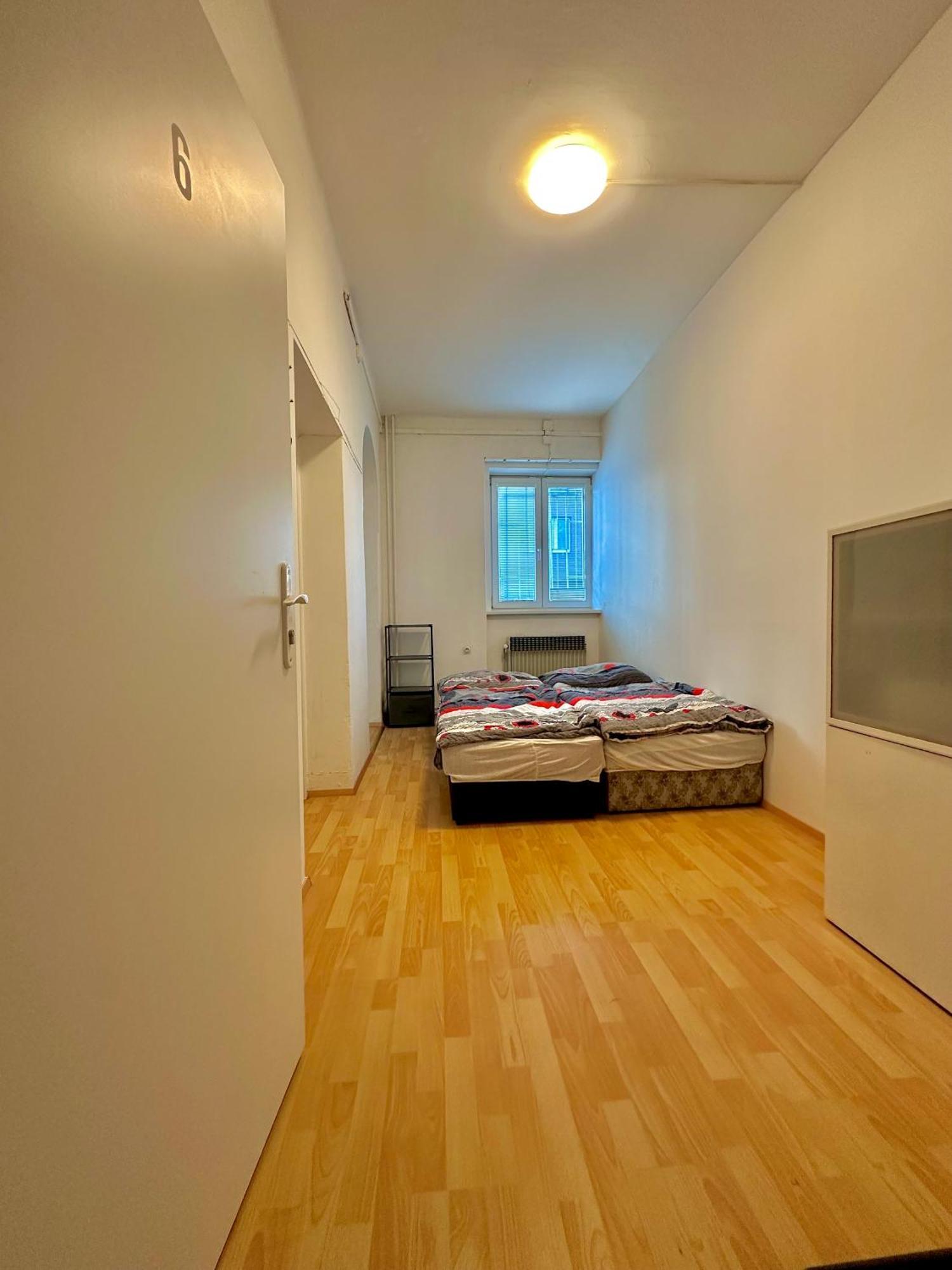 Ferienwohnung Bene Dormies Prag Exterior foto